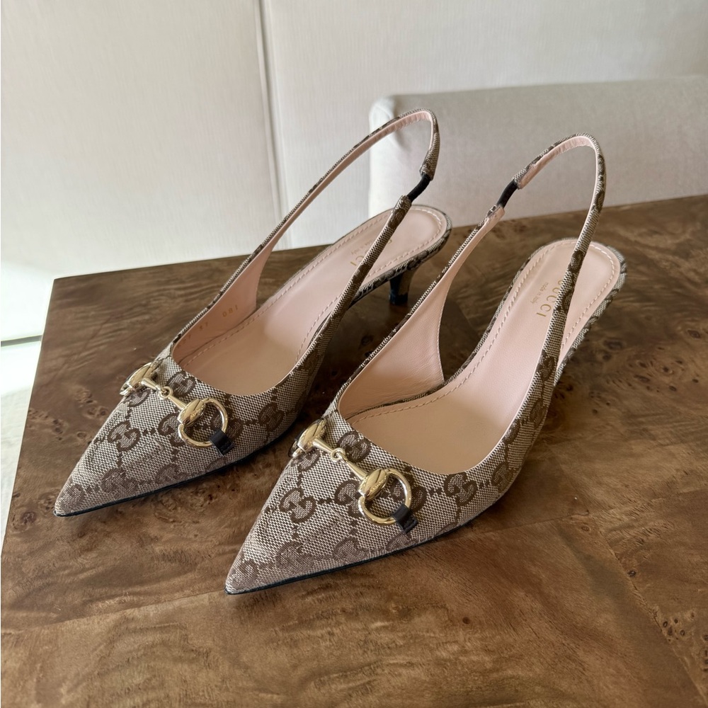 Gucci Brown GG Supreme Slingback Kitten Heel Pumps with Gold Horsebit